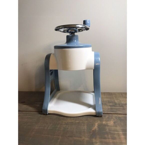 Pampered Chef Ice Shaver For Snow Cones Bar -- #2940-VINTAGE - Picture 1 of 8